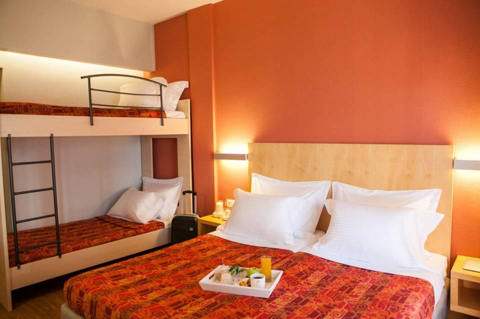 Kronos Hotel 2