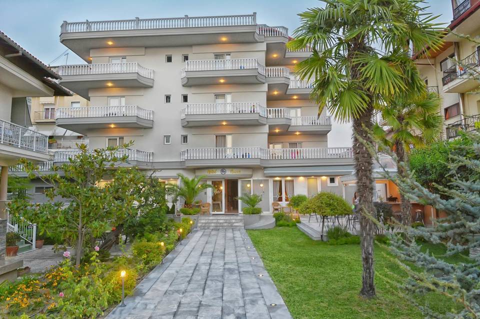 Hotel Ioni 2