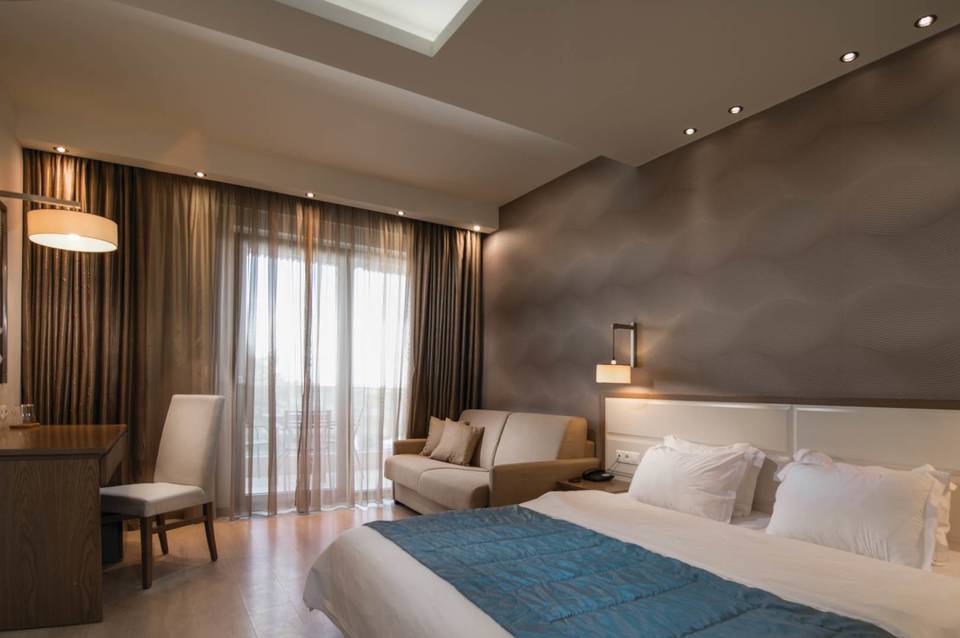 Cosmopolitan Hotel 3