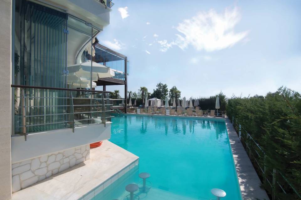 Cosmopolitan Hotel 5