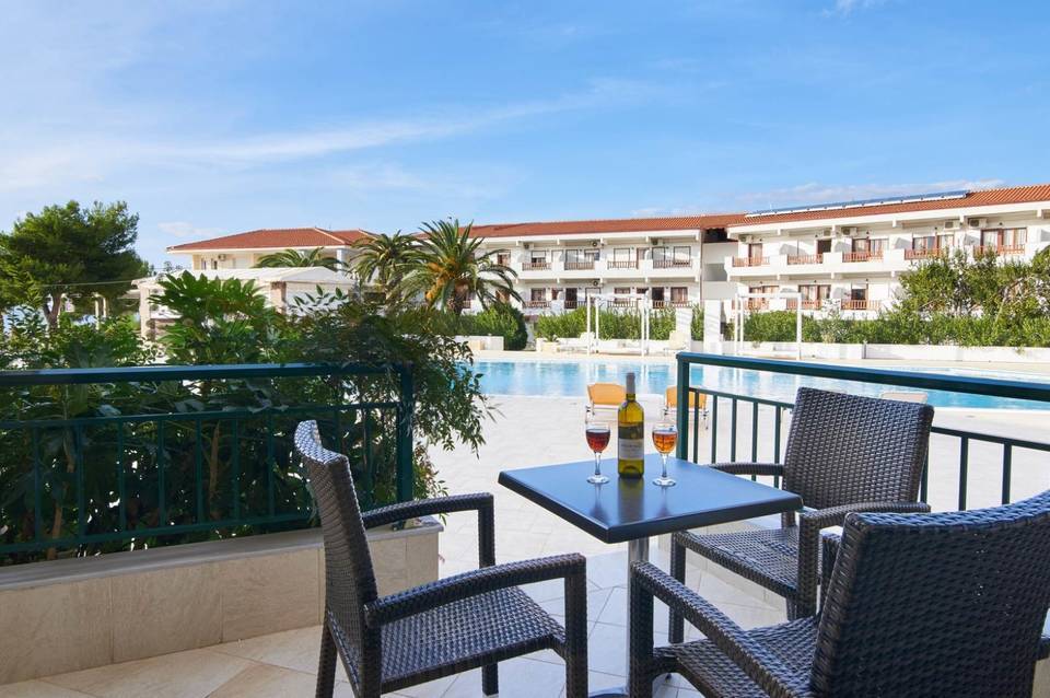 Toroni Blue Sea Hotel 5