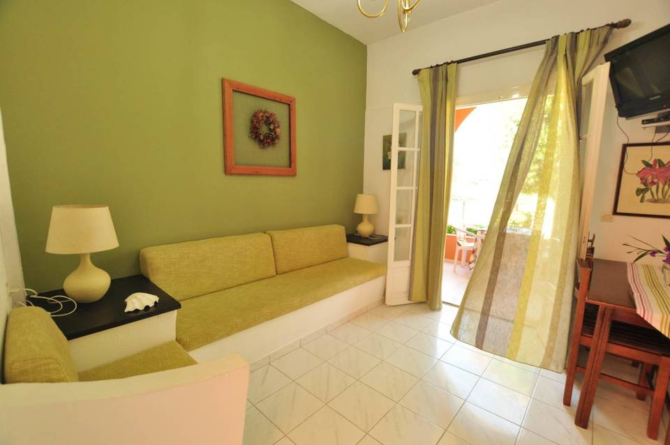 Elena Apartments Corfu 4