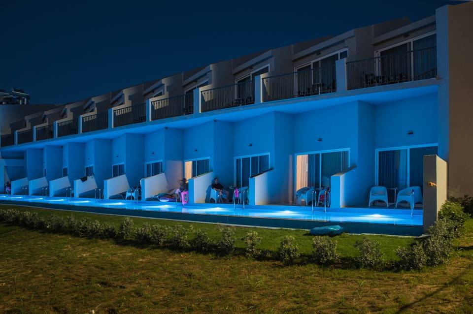 Golden Coast Resort 3