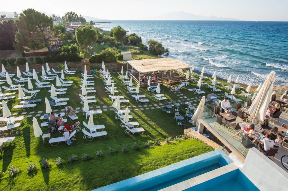 Golden Coast Resort 1
