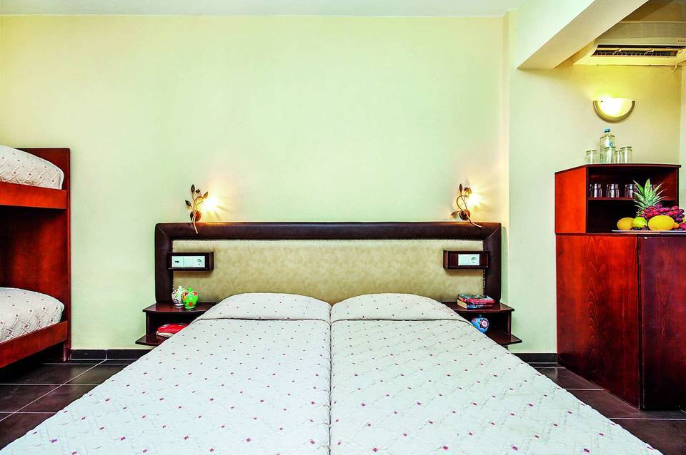Elinotel Polis Hotel 2
