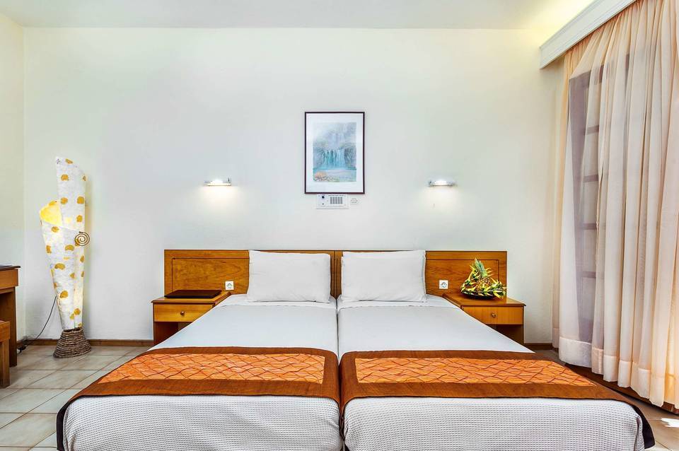 Xenios Possidi Paradise Hotel 4