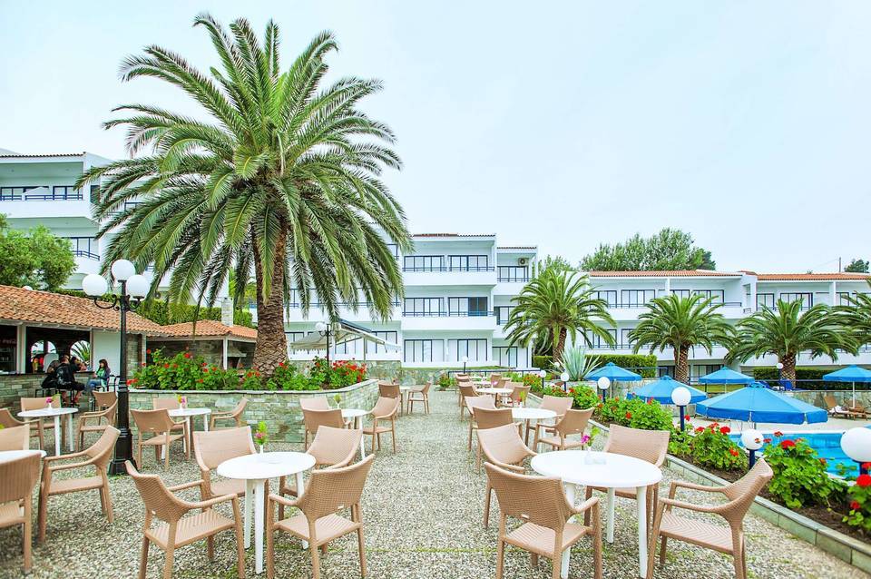 Xenios Port Marina Hotel 3