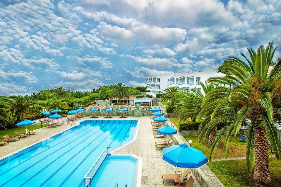 Xenios Port Marina Hotel 1
