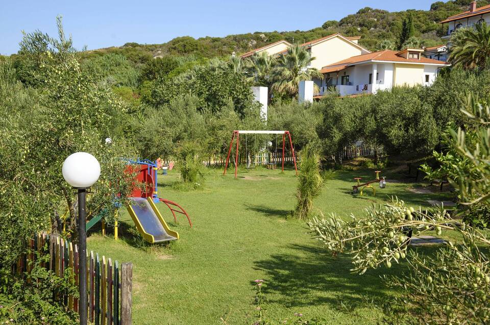 Aristoteles Holiday Resort & Spa 5