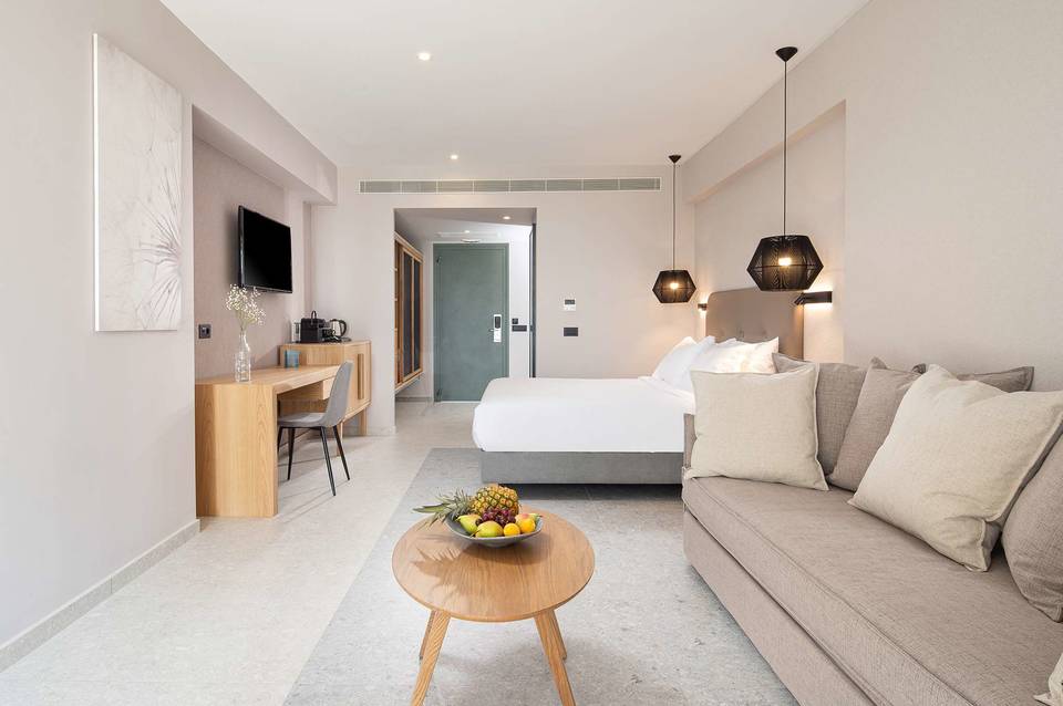 Portes Lithos Luxury Resort 3