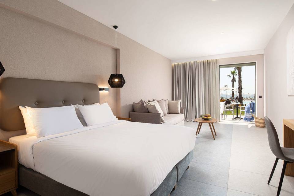 Portes Lithos Luxury Resort 4