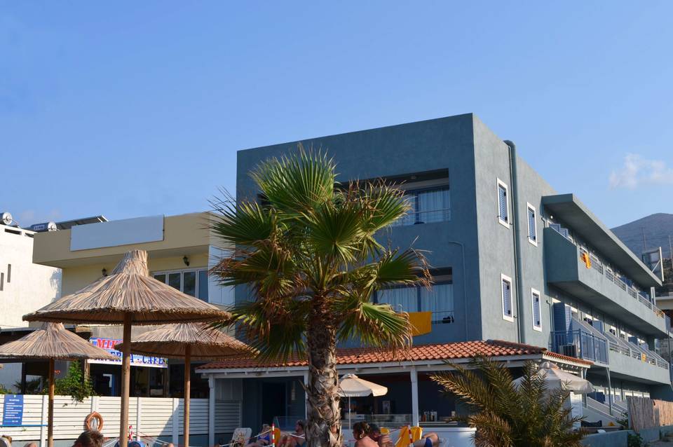 Compass Stalis Beach 2