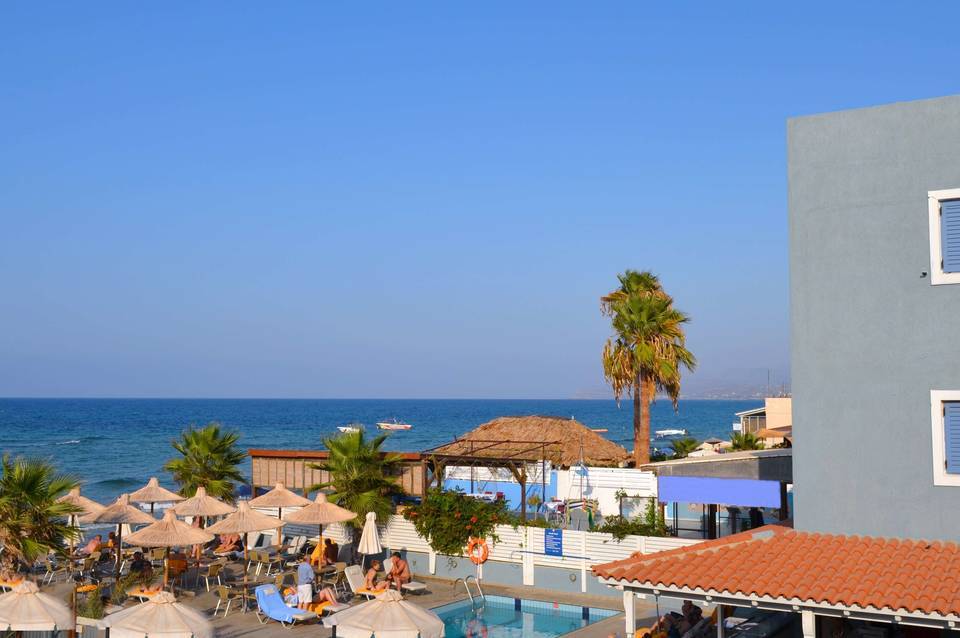 Compass Stalis Beach 4