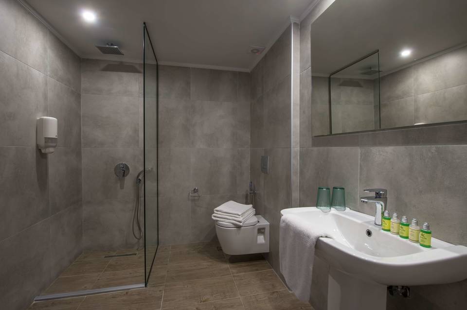Compass Stalis Beach 5