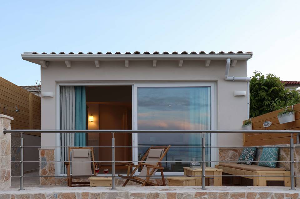 Ekati Mare Lifestyle Resort 5