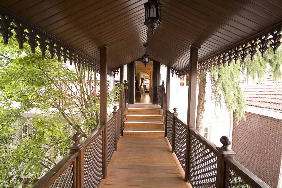 Avicenna Hotel 4