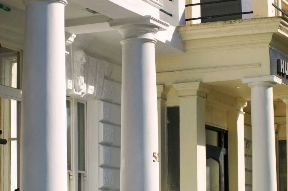 Mornington Victor Hotel 1
