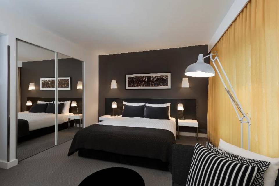 Adina Apartment Hotel Berlin Hackescher Markt 5