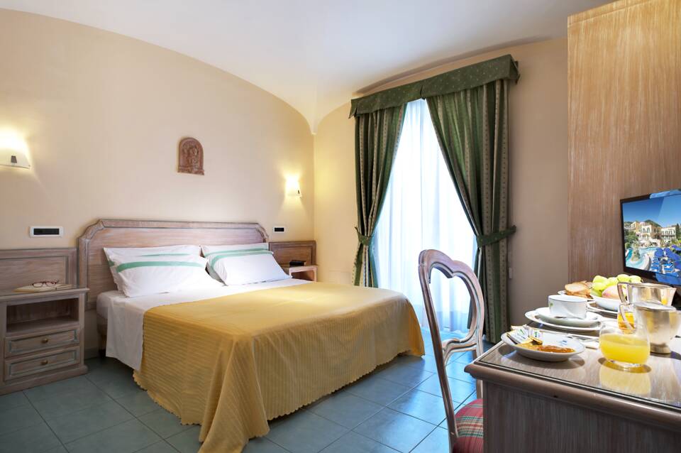 Royal Terme 4
