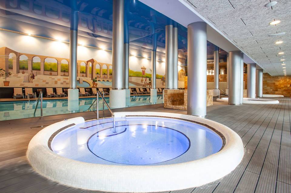 Grupotel Playa de Palma Suites & Spa 2