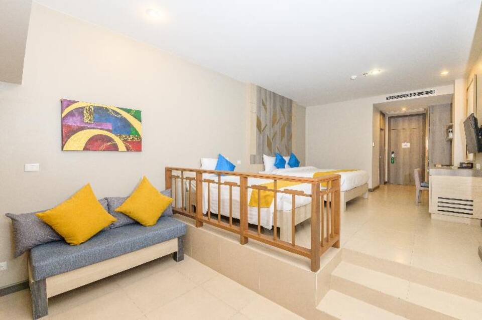 Andakira Hotel Patong 4