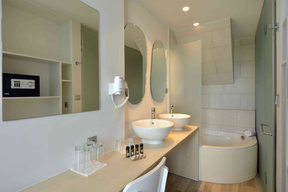Selyria Resort 2