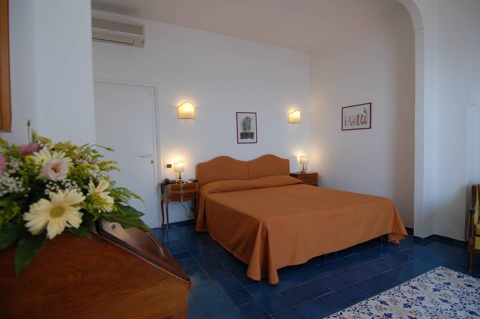 Grand Hotel Excelsior 2