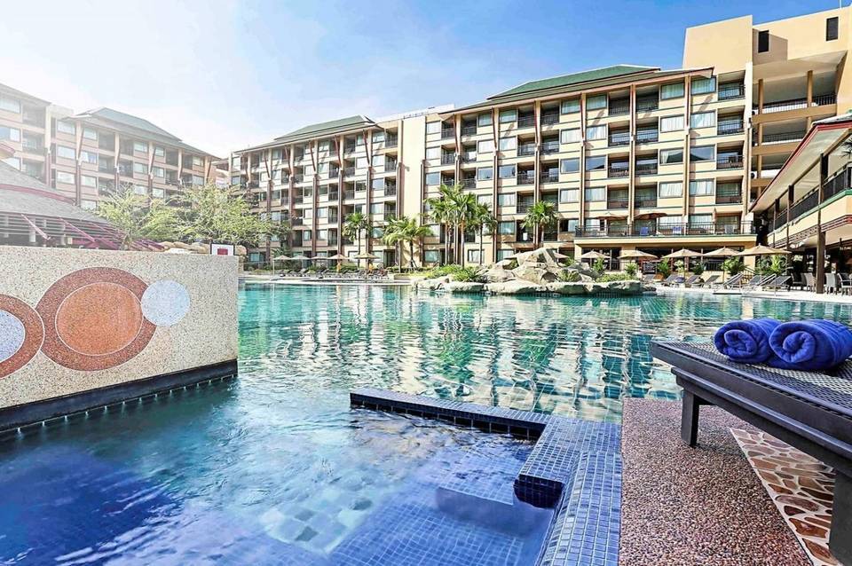 Novotel Phuket Vintage Park Resort 3