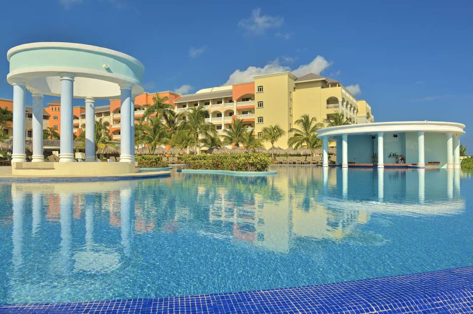 Iberostar Selection Rose Hall Suites 2