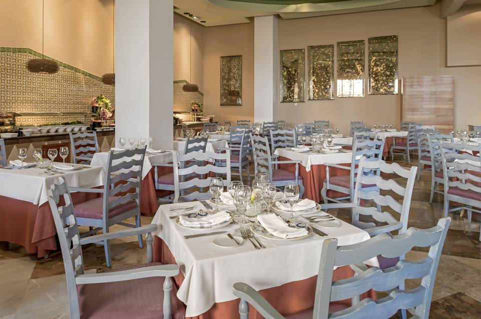 Iberostar Selection Rose Hall Suites 4