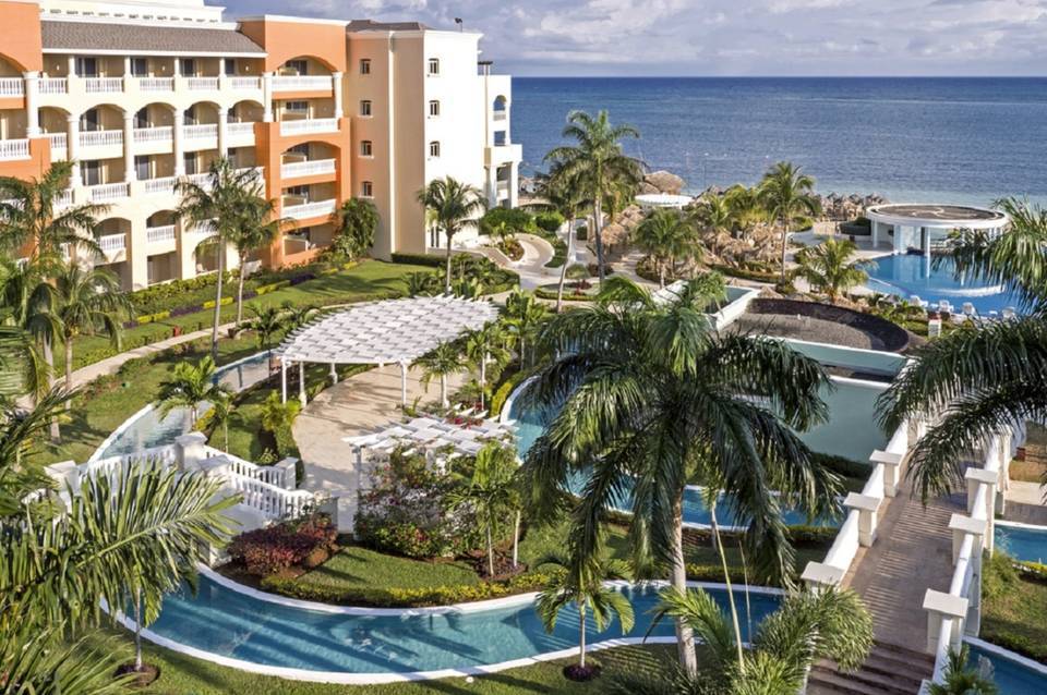 Iberostar Selection Rose Hall Suites 1