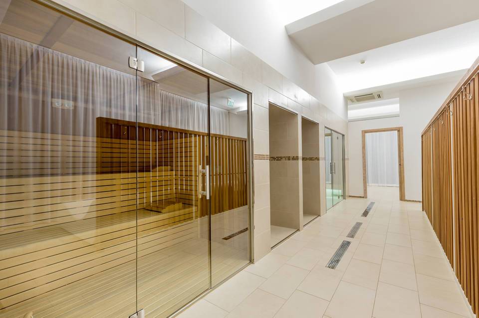 The Pelican Beach Resort & SPA 2