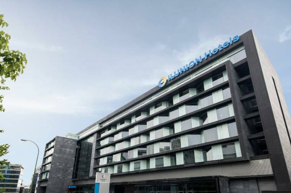 Hotel ILUNION Atrium 1