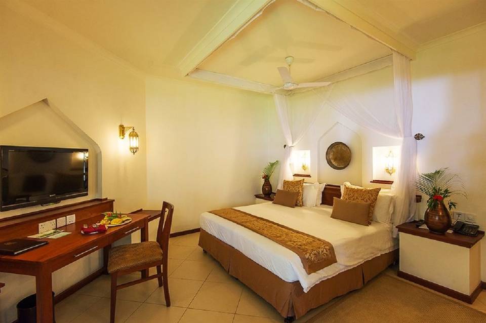Sea Cliff Resort & Spa 2