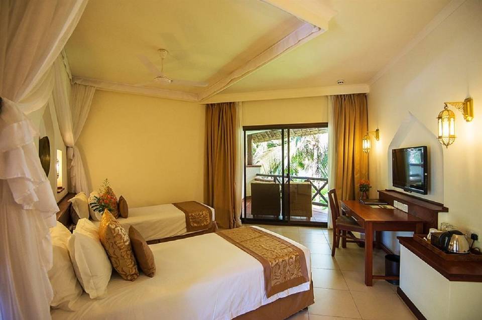 Sea Cliff Resort & Spa 3