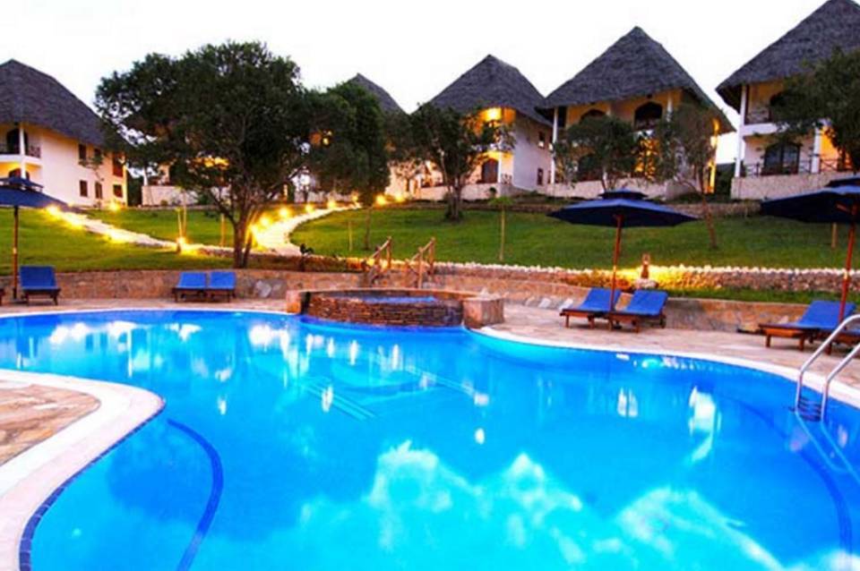 Bluebay Beach Resort and Spa 1