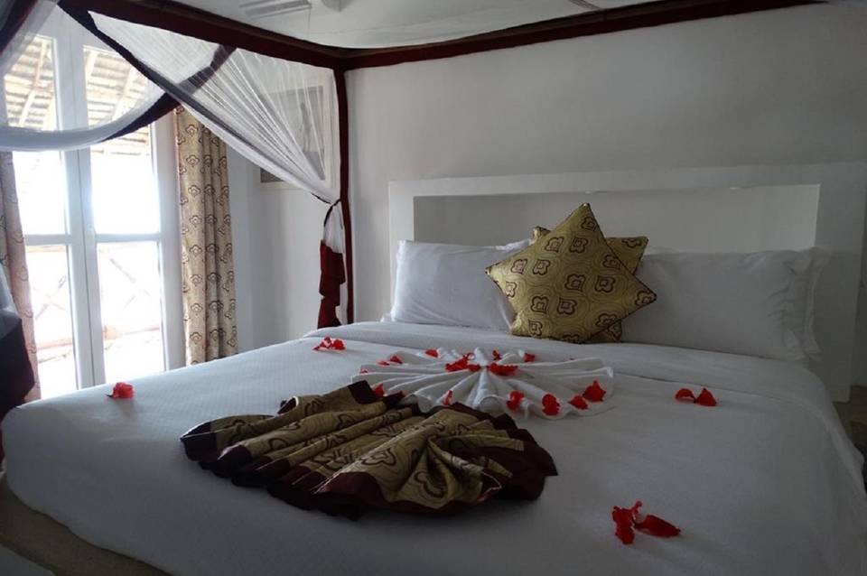 Dream's Bay Beach Hotel 2
