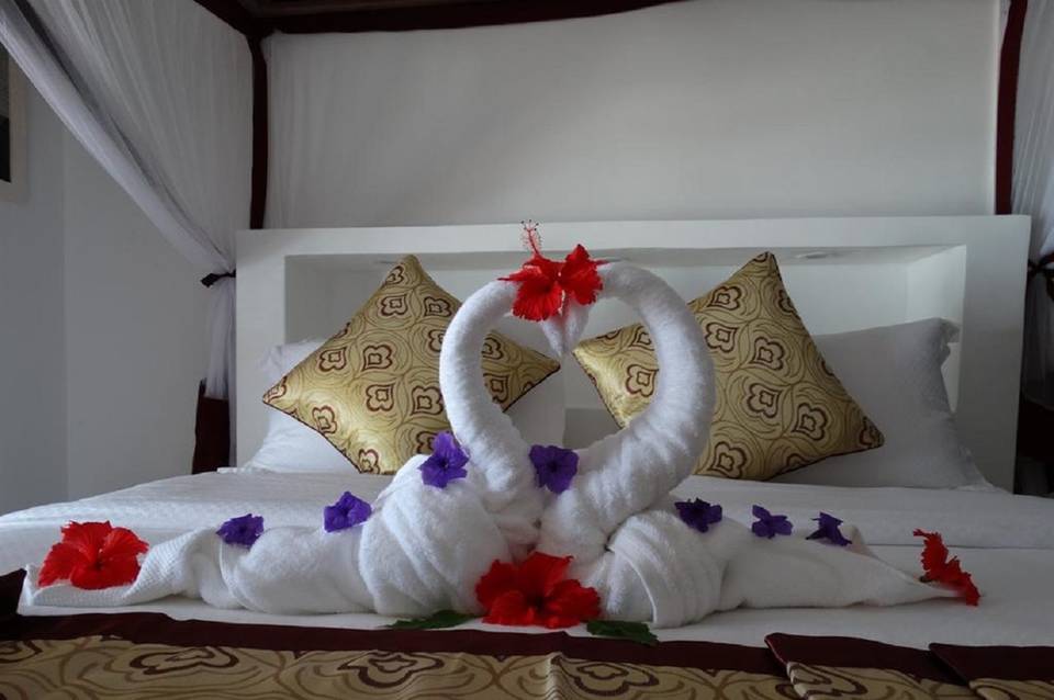 Dream's Bay Beach Hotel 4
