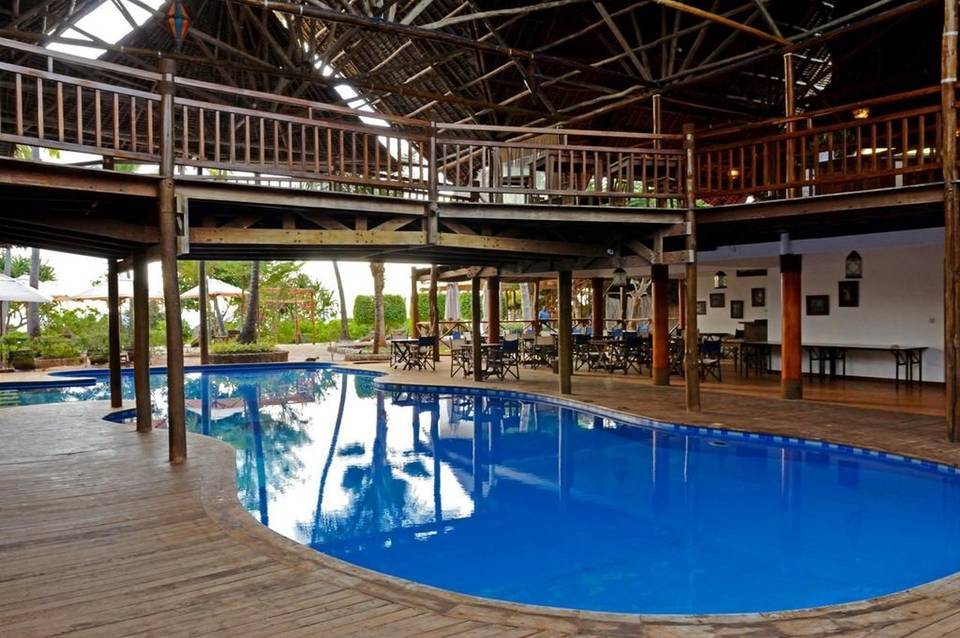 Kena Beach Hotel 3