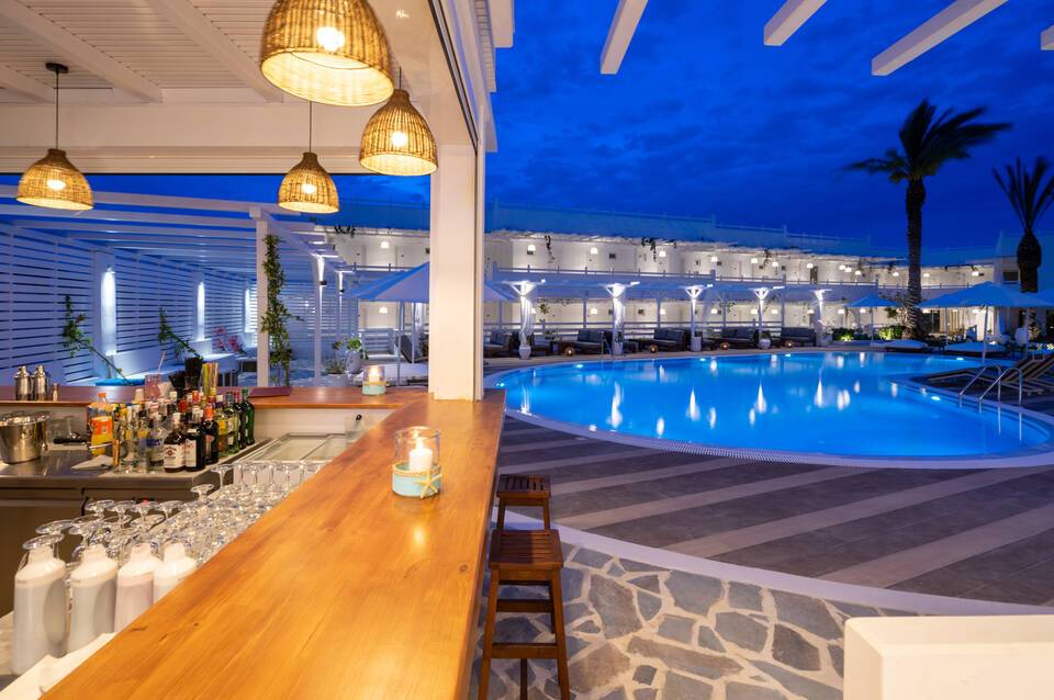 Aloe Hotel 4