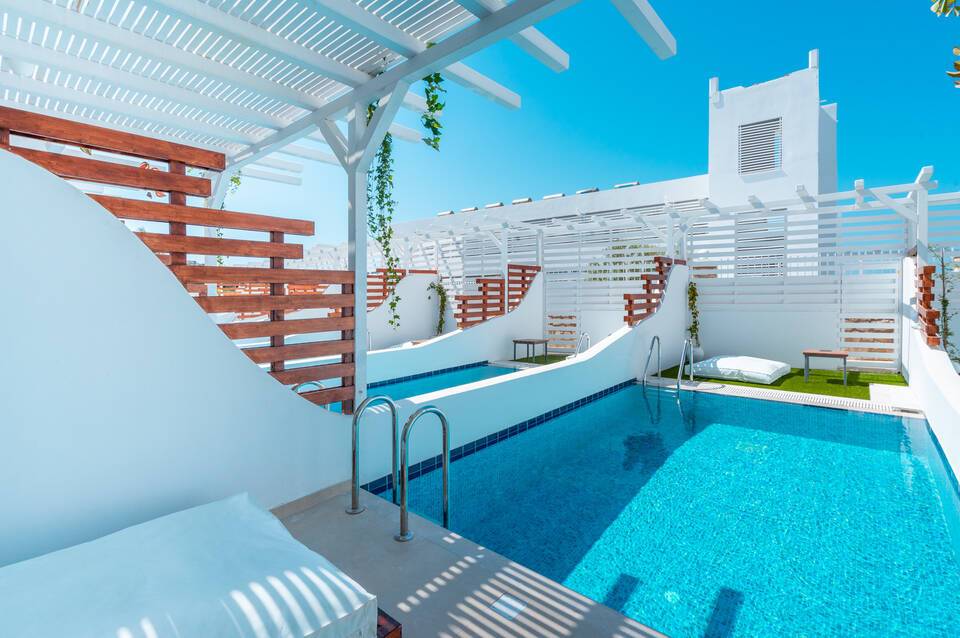 Aloe Hotel 5
