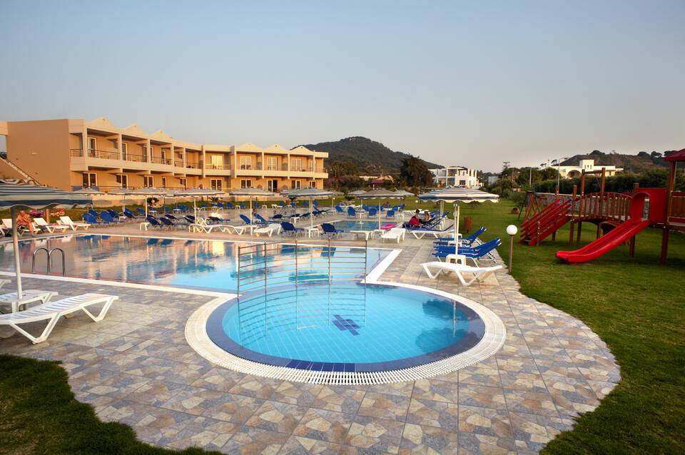 Emerald Hotel 1