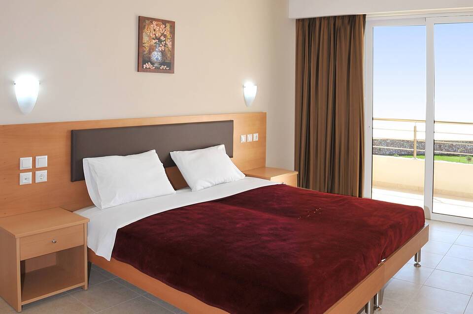 Emerald Hotel 5