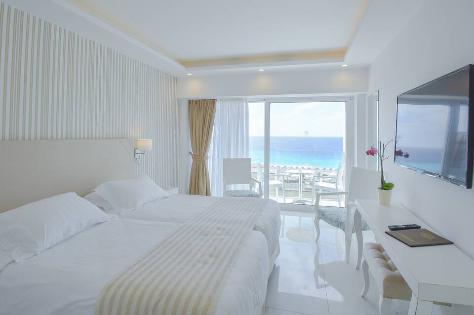 Ibiscus Hotel 1