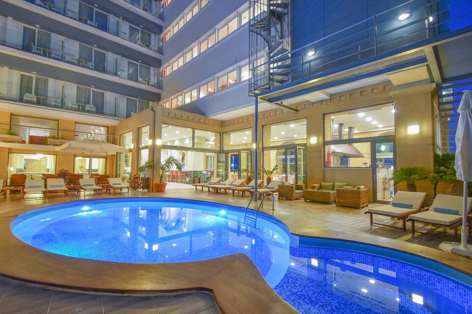 Ibiscus Hotel 4