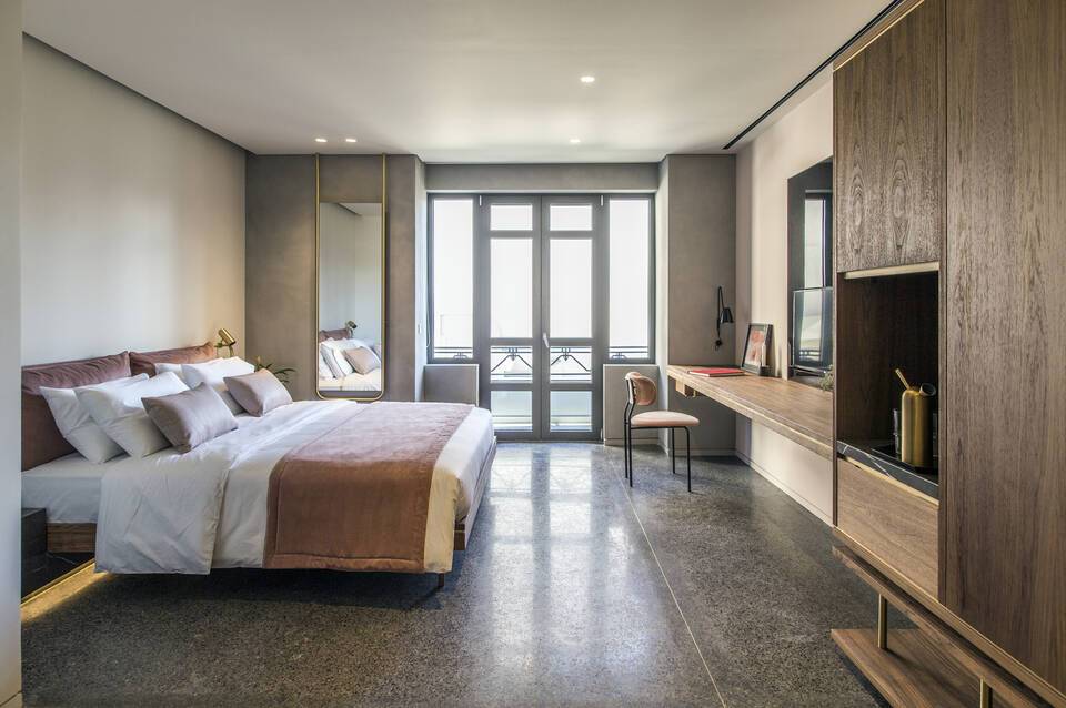 Perianth Hotel 3