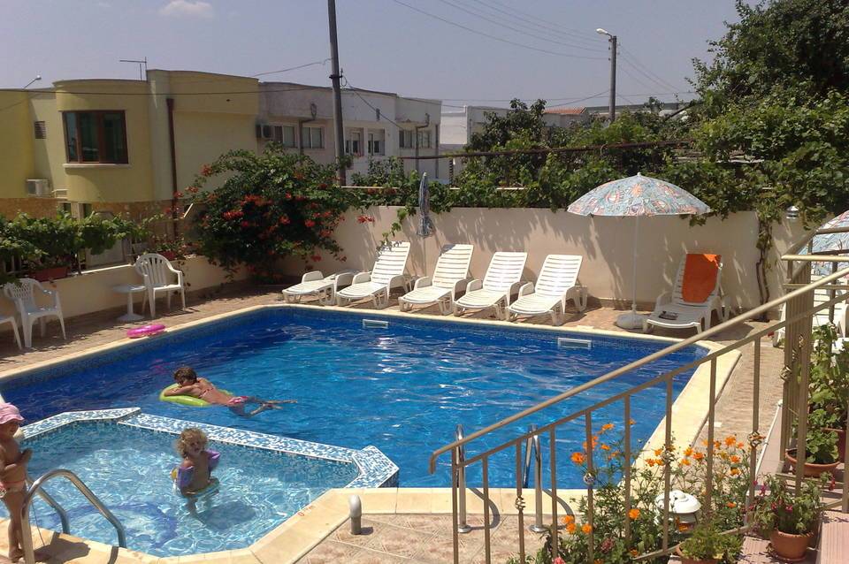 Hotel Larisa 4