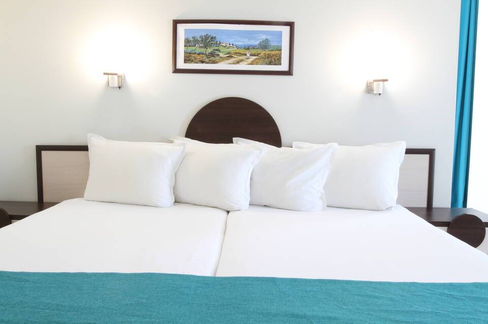 Hotel Meridian 2