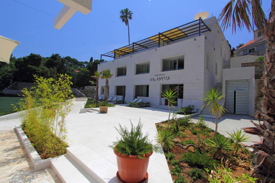 Kalamota Beach House 4