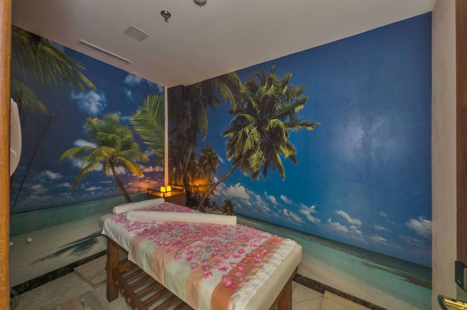 Aprilis Gold Hotel 4